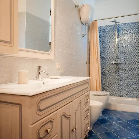 بيت للعطل Agri-villa Agrippina